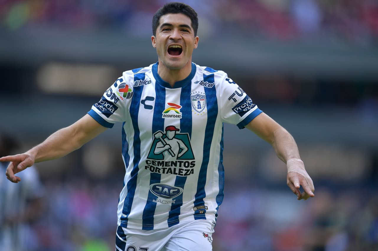 Camino al título de goleo: Nico Ibáñez manda encima de Gignac