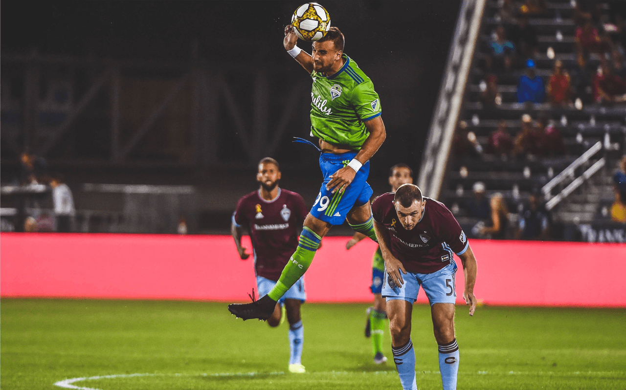 A pesar de que el equipo del mexicano solo tiene un punto de los últimos nueve disputados, su ventaja los mantiene muy por encima del segundo puesto.