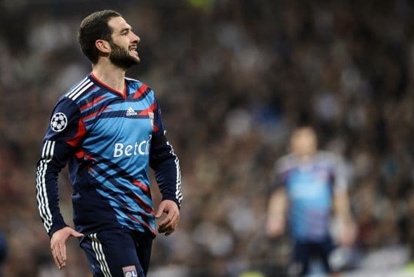 El argentino Lisandro López pasó sin pena ni gloria a falta de quién lo surtiera de balones.