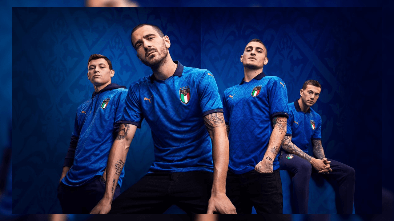 Con esta playera, la colección de playeras de la selección italiana está completa, pues ya cuentan con la playera de visitante y la tercera que se lanzaron el año pasado.