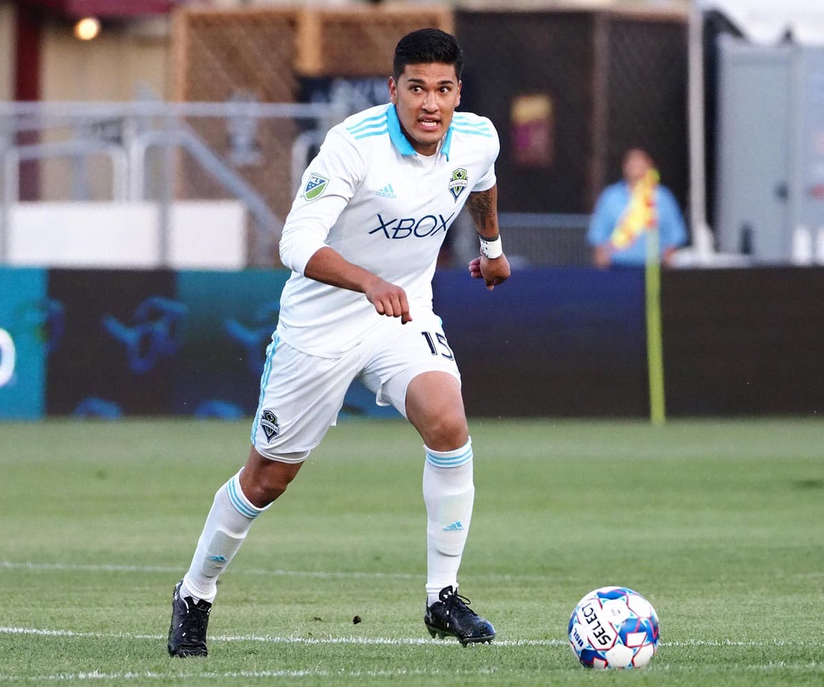 La falta de continuidad ha sido factor para que Tony Alfaro busque nuevos horizontes en Chivas, con capacidad de aportar en la defensa central con su estatura de 1.88 m (6,2).