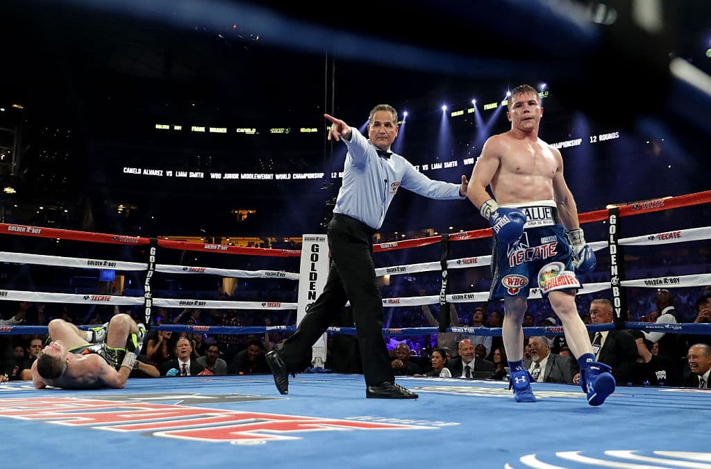 Liam Smith. Un británico más con quien disputó el título Superwelter del WBO. El mexicano ganó por la vía del cloroformo en nueve rounds.