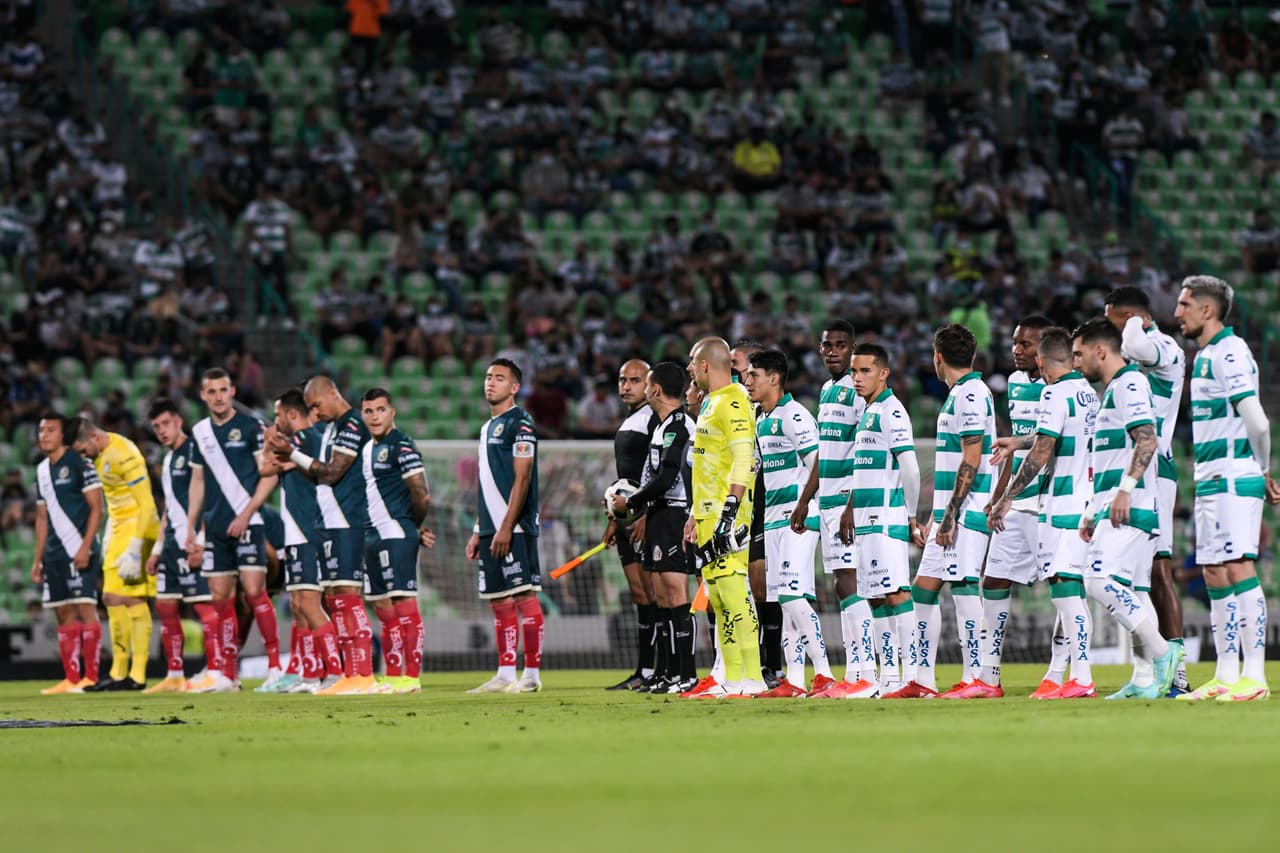 Los dos equipos llegaban necesitados de puntos, en especial el visitante, que buscaba acercarse a zona de reclasificación.