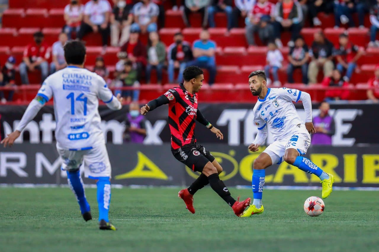 Con gol de último minuto Querétaro logra el empate ante Xolos de Tijuana.