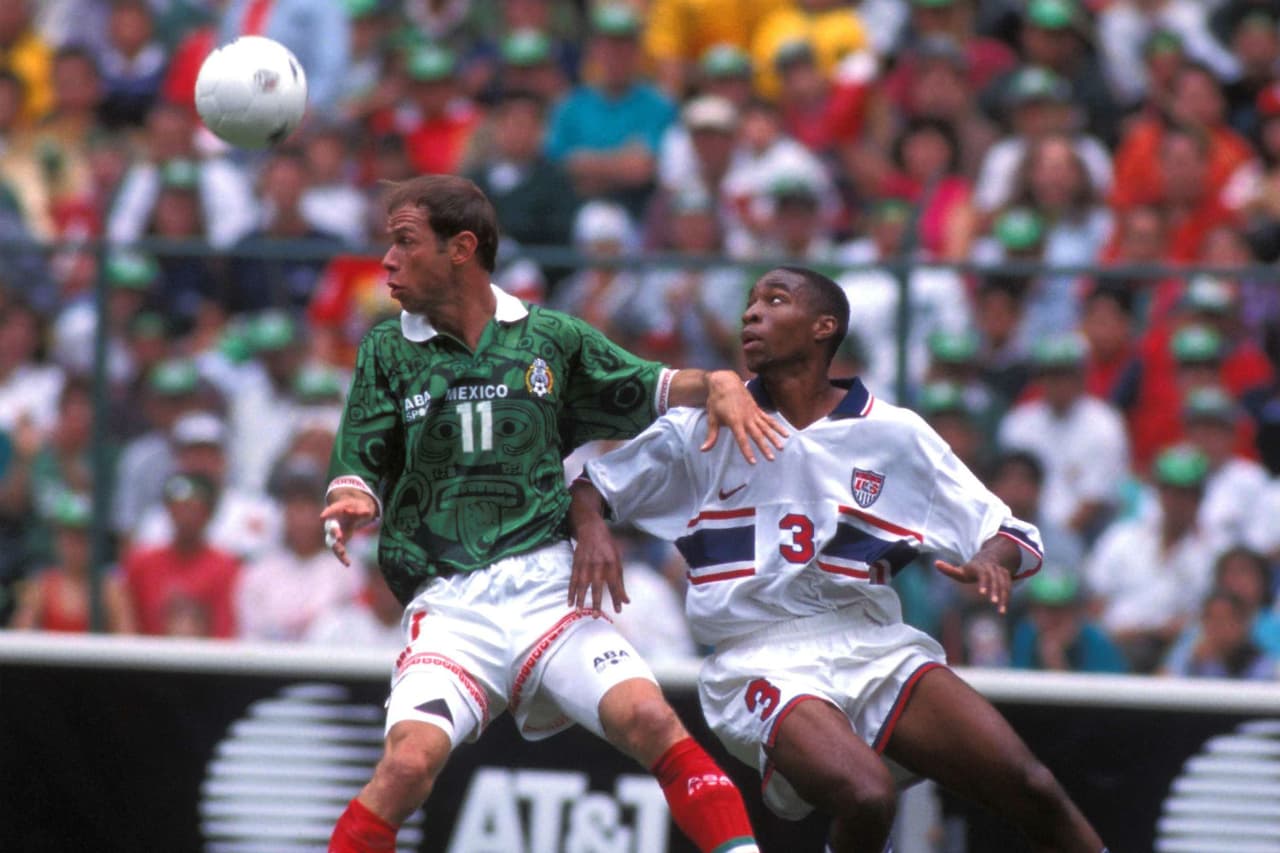 El 2 de noviembre de 1997, Estados Unidos logró un empate 0-0 en el Estadio Azteca. Fue la primera vez que obtuvieron un punto en partido de Eliminatoria mundialista en territorio mexicano, aunque el “daño” fue mínimo para el Tri, que ya estaba clasificado a Francia 1998.