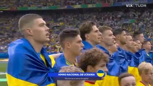 ¡Con gran emoción y respeto suenan los himnos en Stuttgart!