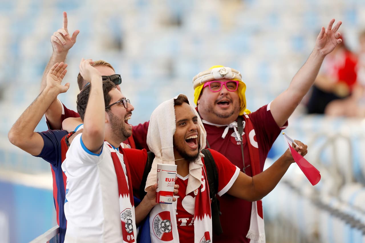Los fanáticos llegaron al Estadio Maracaná para el segundo juego del Grupo B de la Copa América 2019 en el que se enfrenta Paraguay con Catar, uno de los invitados asiáticos al certamen.