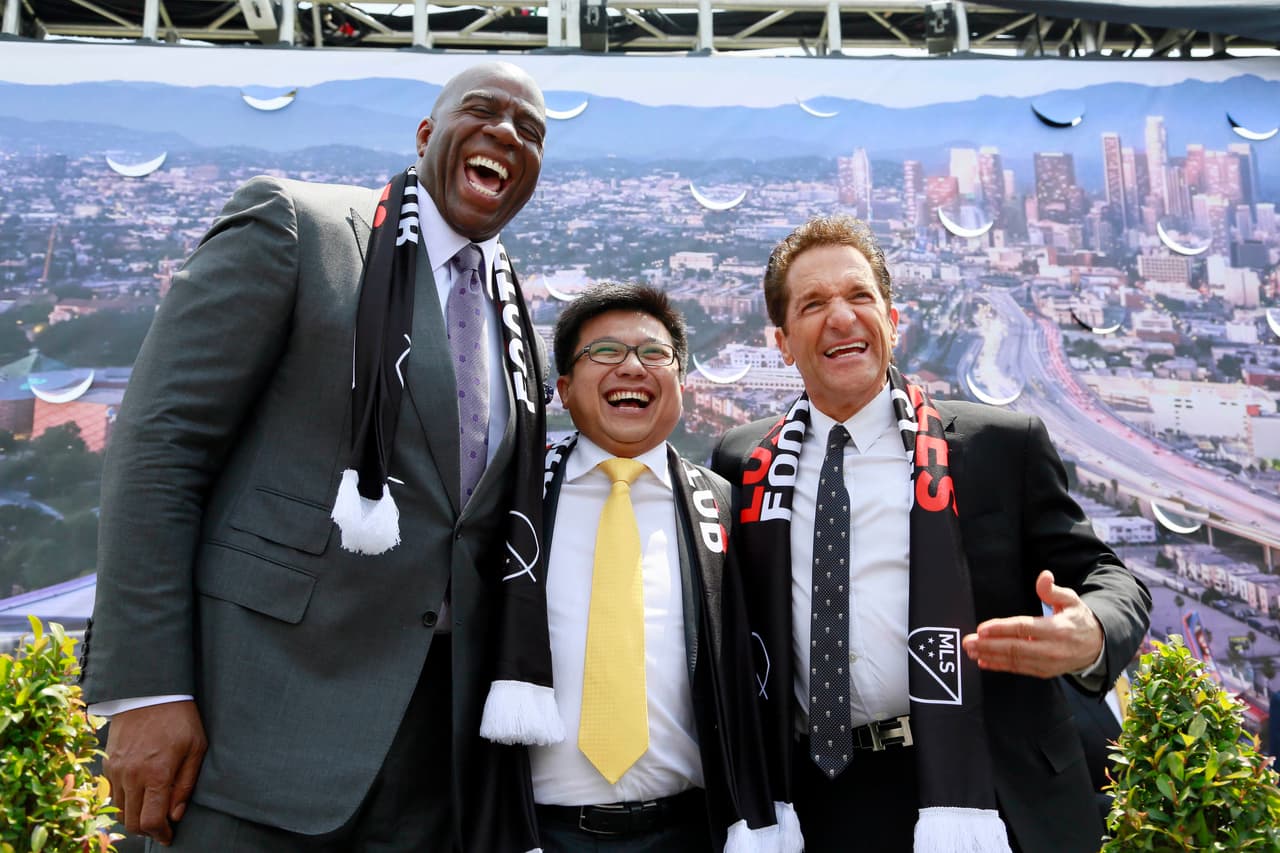 Con varias celebridades a la cabeza, Los Angeles FC quiere darles protagonismo a las grandes figuras mexicanas y ya tiene a una como su gran primera contratación. Habrá que ver si seduce a otra.