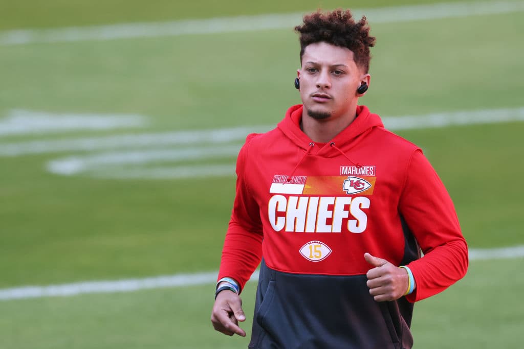 Campeón y MVP del Super Bowl, utilizó su plataforma como la estrella de la NFL para impulsar a la liga a reconocer el movimiento Black Lives Matter y los derechos de los jugadores a protestar.