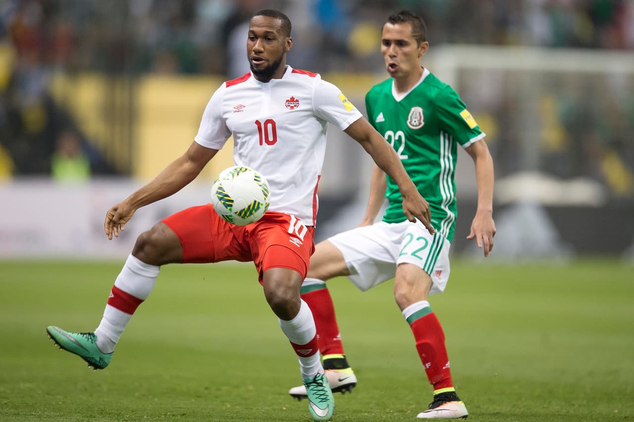 7 - Paul Aguilar - Le dio tiempo de ir al frente e incluso en alguna jugada hacerla de poste o de bajar el balón de manera espectacular. Anulado el equipo canadiense, atacó con insistencia.