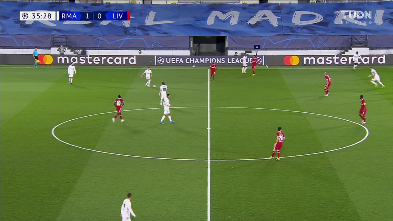 ¡GOL!  anota para Real Madrid. Marco Asensio