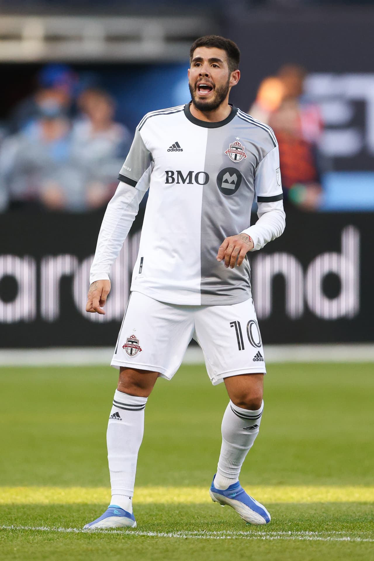 Alejandro Pozuelo fue uno de los mejores jugadores de Toronto FC y por poco consigue el empate para el club canadiense.
<br>