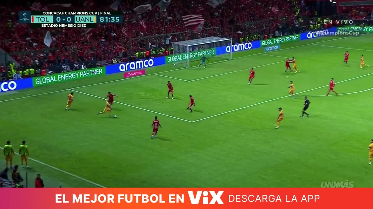 ¡Pónganle un monumento a Luis García! Vuelve a salvar la portería de Toluca con tremenda atajada