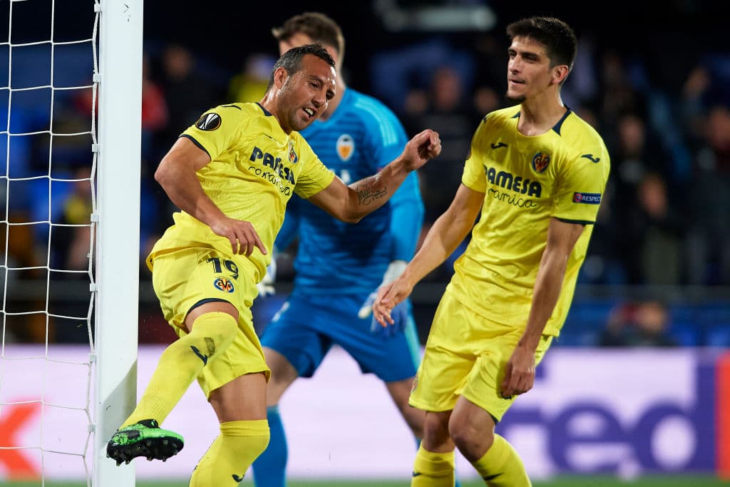 Sin embargo, fue el propio Santi Cazorla, quien a través de un penalti, le dio el empata 1-1 al Villarreal. Así festejó su gol.