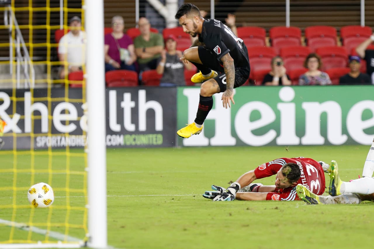 D.C. United lo da vuelta ante Minnesota United y sigue soñando con los playoffs