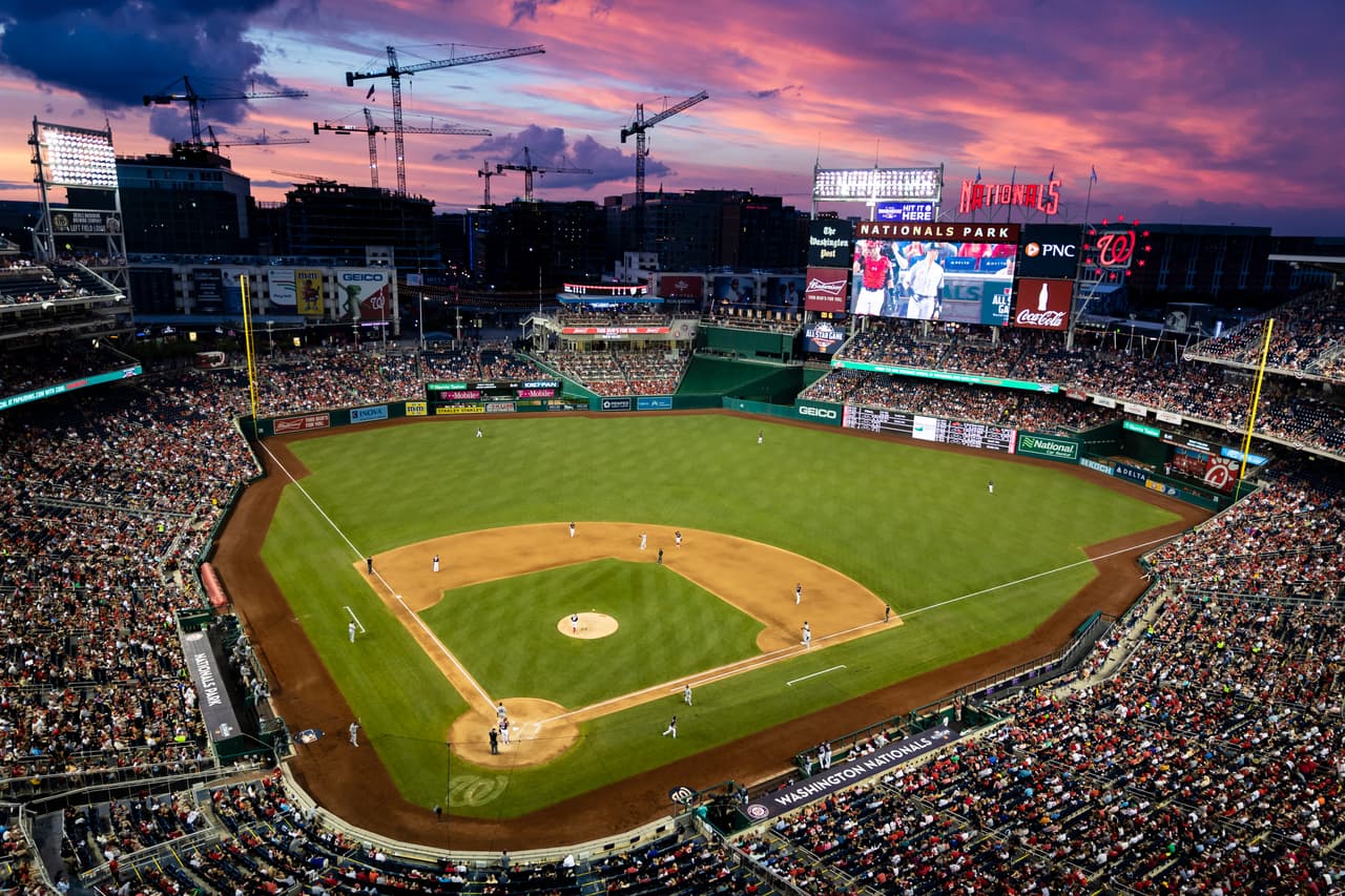 El Nationals Park, casa de los Nacionales de Washington, albergará la edición 2018 del Juego de Estrellas de MLB. Aquí están titulares y suplentes de la Liga Nacional en jugadores de posición.