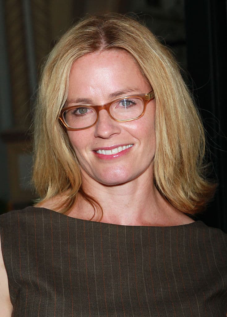 Back to the Future. Part III (1990) - Marty McFly sigue en 1955 y su amigo Doc ha retrocedido al año 1885, la época del salvaje oeste.
<br>