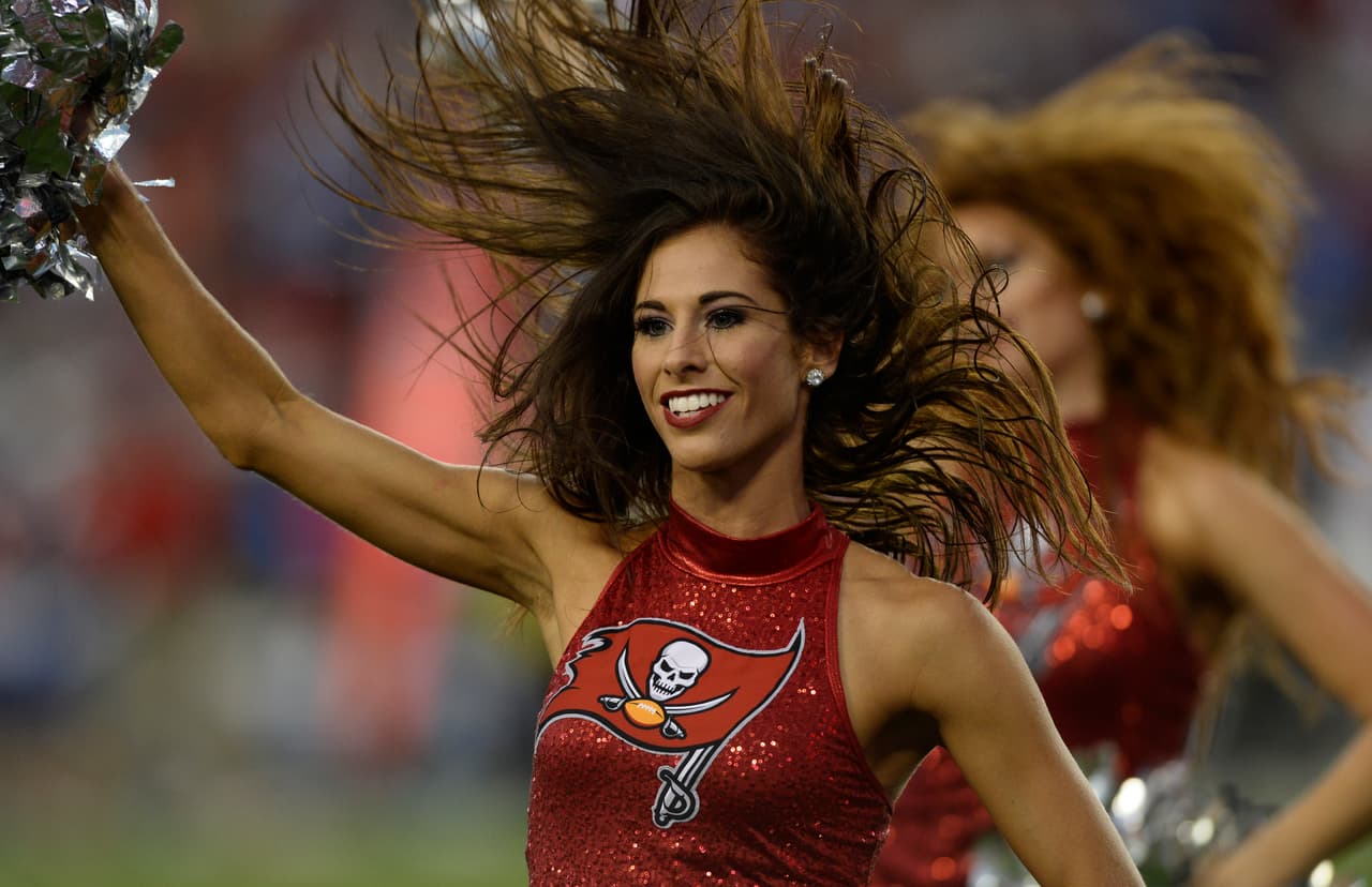 Las animadoras de los Vaqueros son las consentidas de la afición, pero las de Broncos, Patriots y Dolphins no se quedan atrás, ¿tú qué opinas?