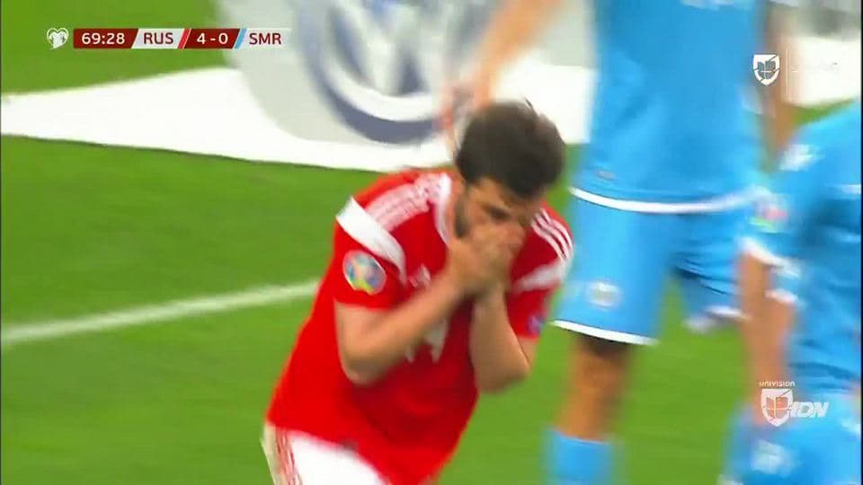 Tiro desviado de Georgi Dzhikiya