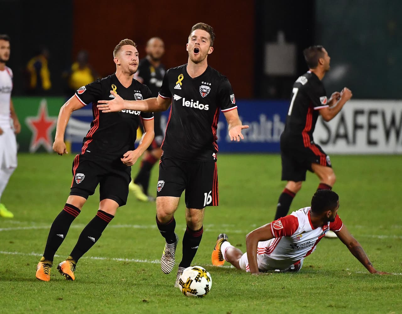 Patrick Mullins explotó con cuatro goles y lideró el baile del D.C. United a San José