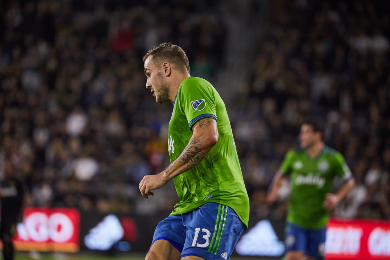 Edaurd Atuesta (17’) abrió el marcador para LAFC. Raúl Ruidíaz (22’, 64’) y Nicolás Lodeiro (26’) anotaron por los visitantes.