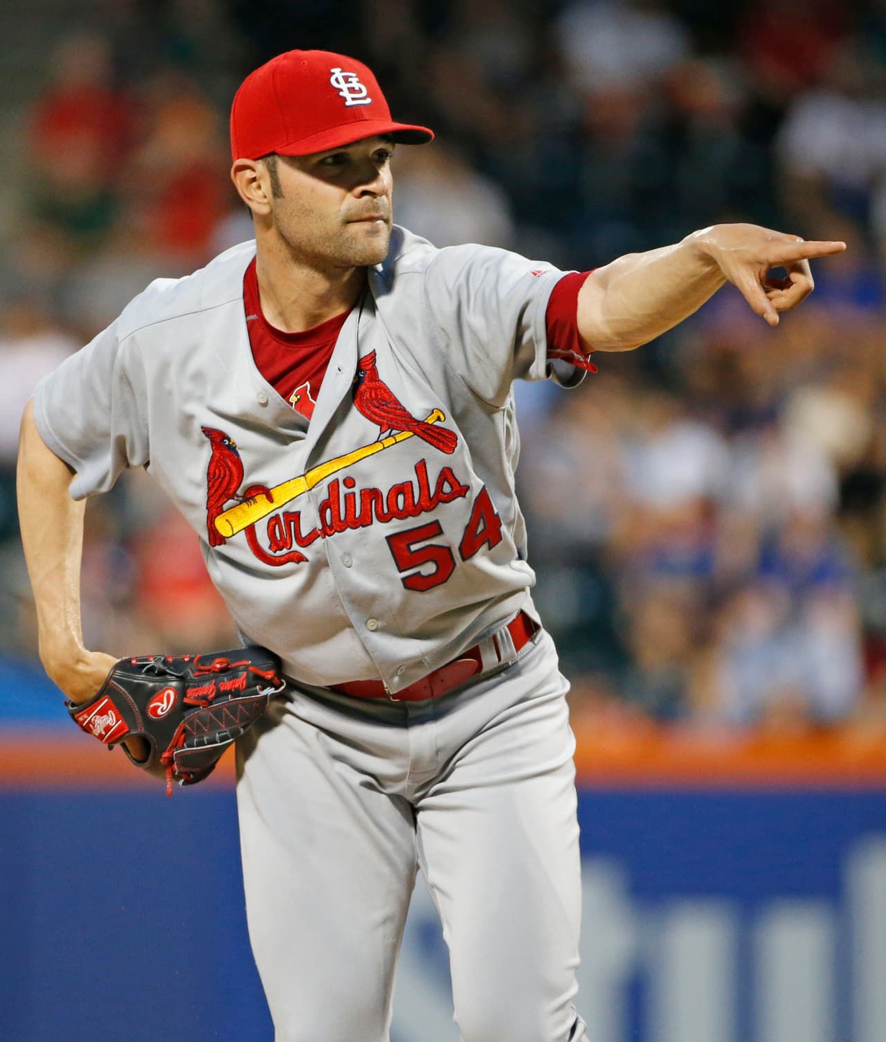 Fue abridor en la Liga Nacional. Se coronaron campeones sobre los Texas Rangers.