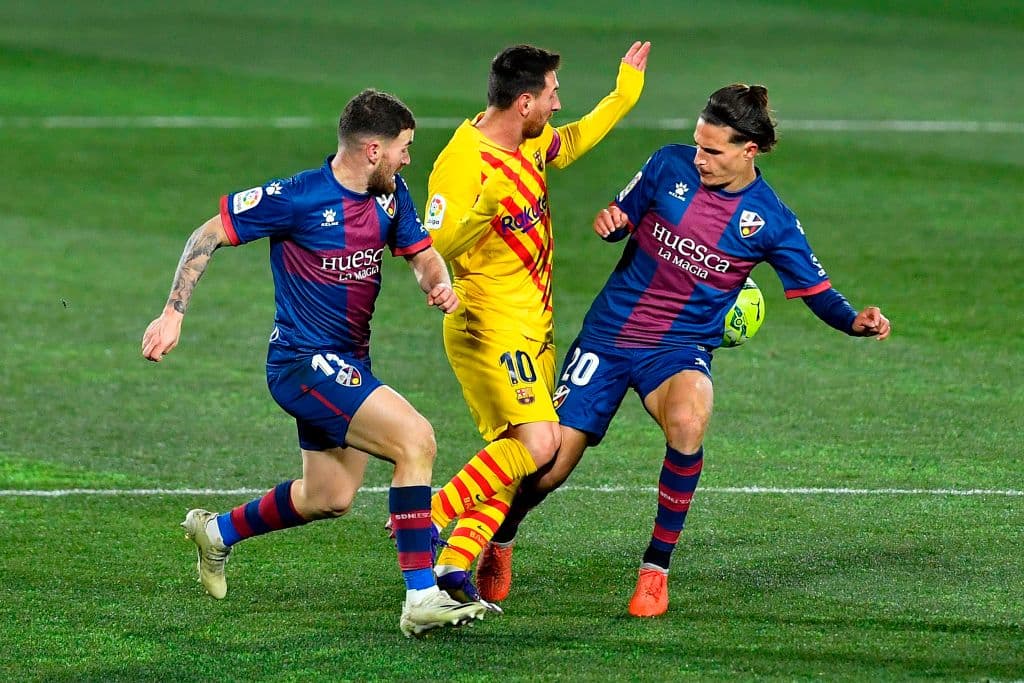Barcelona se impone 1-0 ante el Huesca. Frenkie de Jong fue el encargado de darle la victoria al equipo culé al minuto 27, durante la fecha 17 de LaLiga.