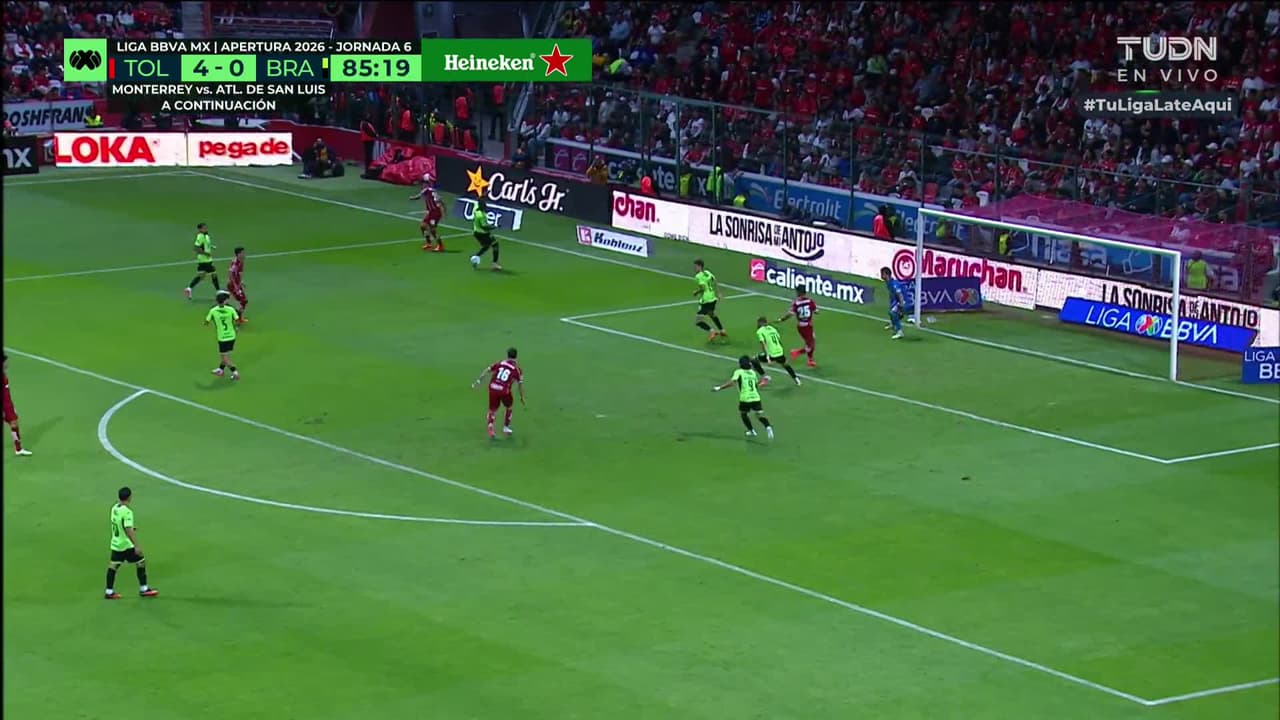 ¡TIRO ATAJADO! disparo por Jorge Díaz.