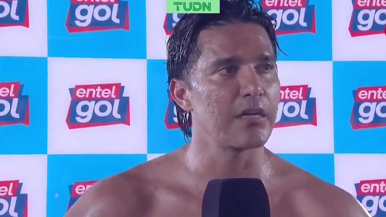 Martins dedica goles al técnico de Bolivia que no lo llevó al repechaje