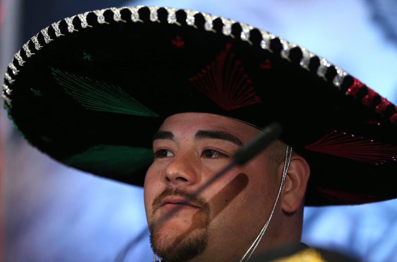 Anthony Joshua pesó 237.5 libras, mientras que Andy Ruiz dejó la aguja en 287.3 libras.