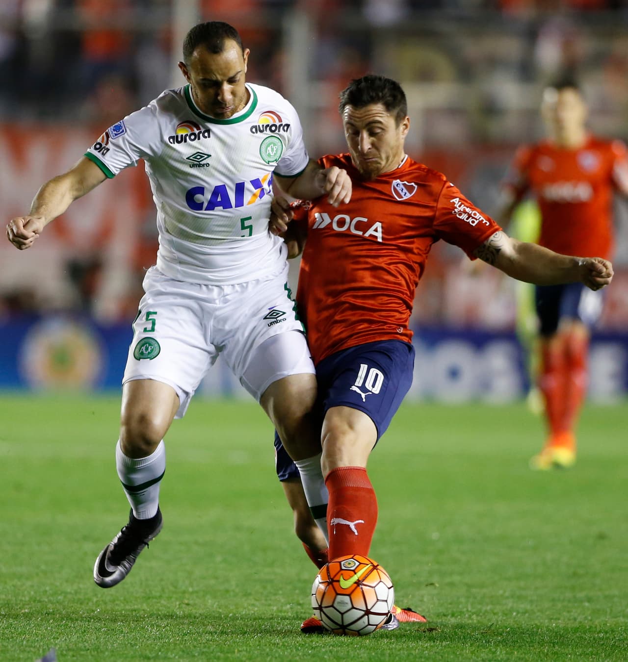 Josimar de 30 años jugaba como volante y tenía experiencia en equipos grandes como Internacional y el Palmeiras.