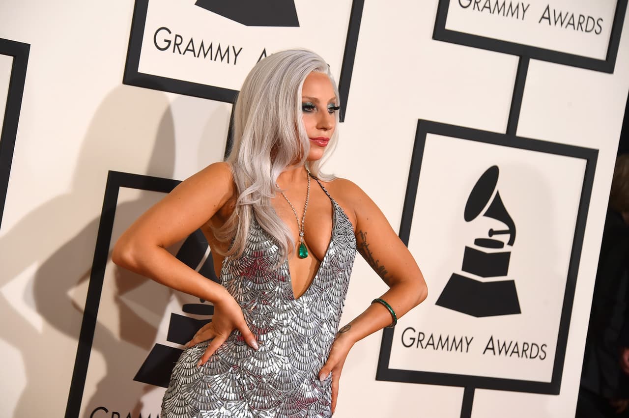 La polémica cantante entonará "The Star-Spangled Banner" en el Levi's Stadium en Santa Clara, California, donde los Carolina Panthers se enfrentarán a los Denver Broncos.