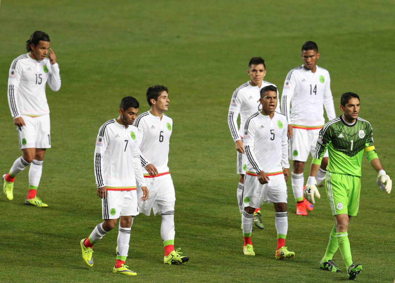 México fue otro de los equipos que fracasaron, pero en menor grado, ya que el conjunto azteca disputó el certamen con un cuadro alternativo que no estuvo a la altura de los retos en cada partido.