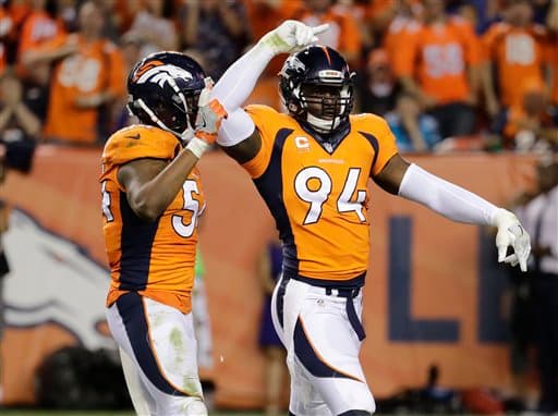 Los Denver Broncos derrotaron a Carolina Panthers en el juego inaugural de la temporada 2016 de la NFL. Los Broncos se vieron abajo dos veces en el marcador, pero supieron sobreponerse y se llevaron el triunfo 21-20.