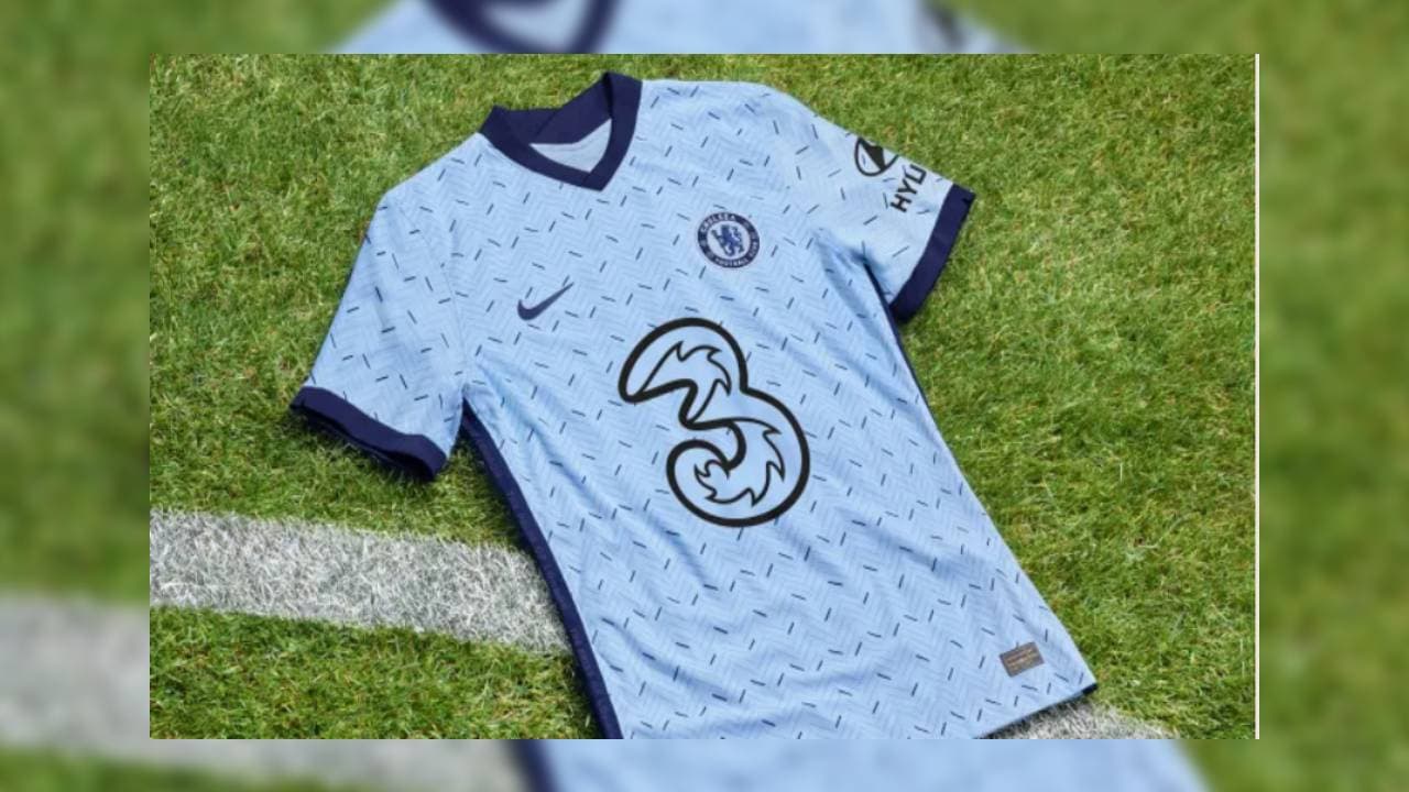Playera del Chelsea de visita.