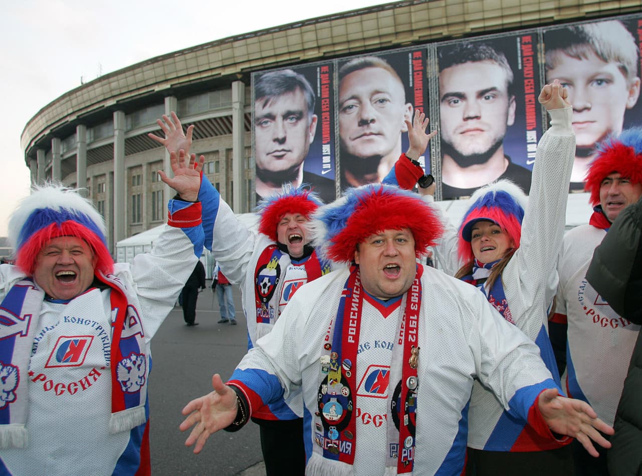 Rusia calificó a Austria y Suiza 2008 dejando eliminada del torneo a la Inglaterra de Wayne Rooney, Frank Lampard y Steven Gerrard. Los fans volvían a creer.
