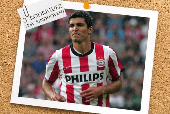 Junto a él aparece un mexicano, Francisco 'Maza' Rodríguez del PSV Eindhoven.