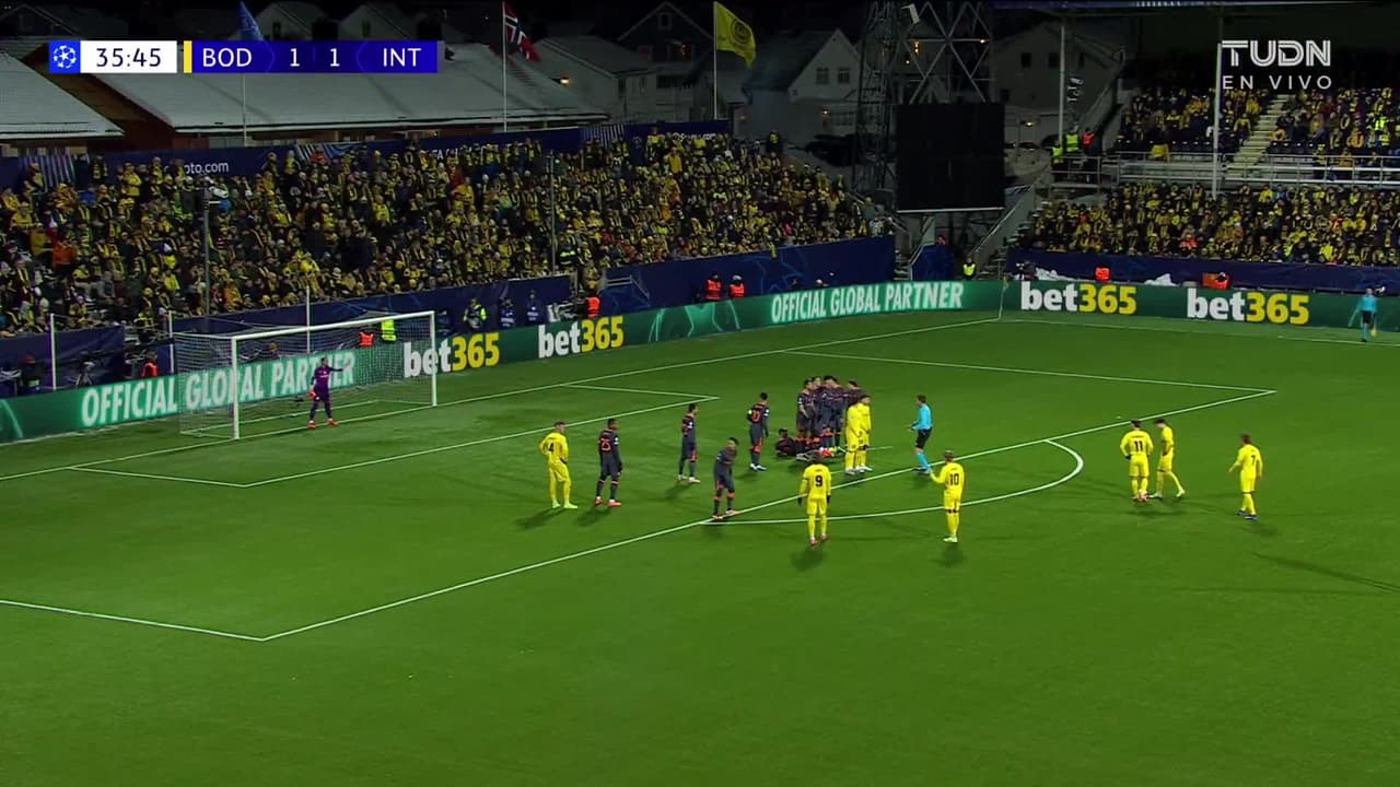 ¡TIRO ATAJADO! disparo por Patrick Berg.