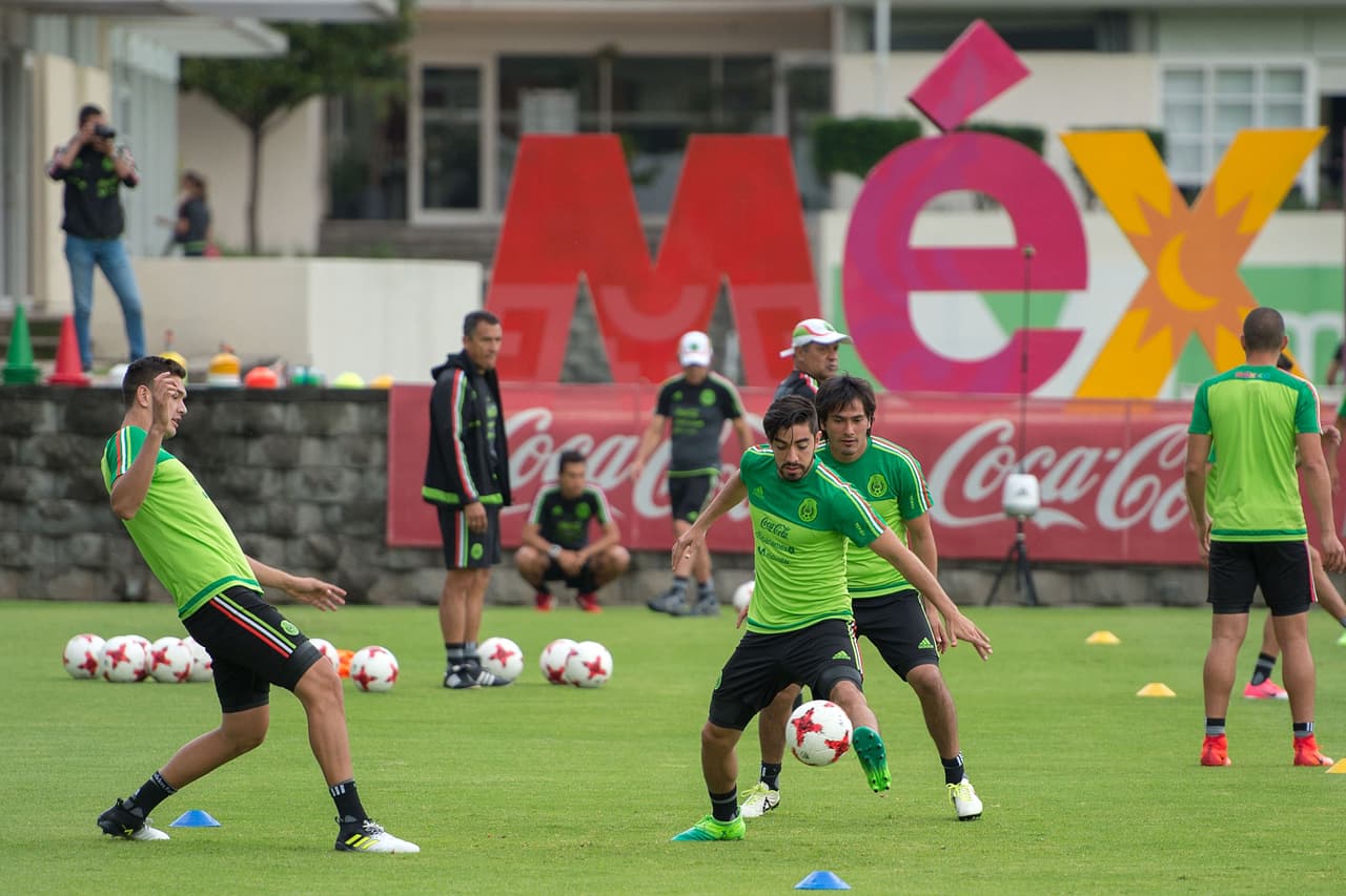 Los jugadores siguen demostrándole a Pompilio Páez que tienen con qué quedarse entre la lista definitiva de 23 jugadores.