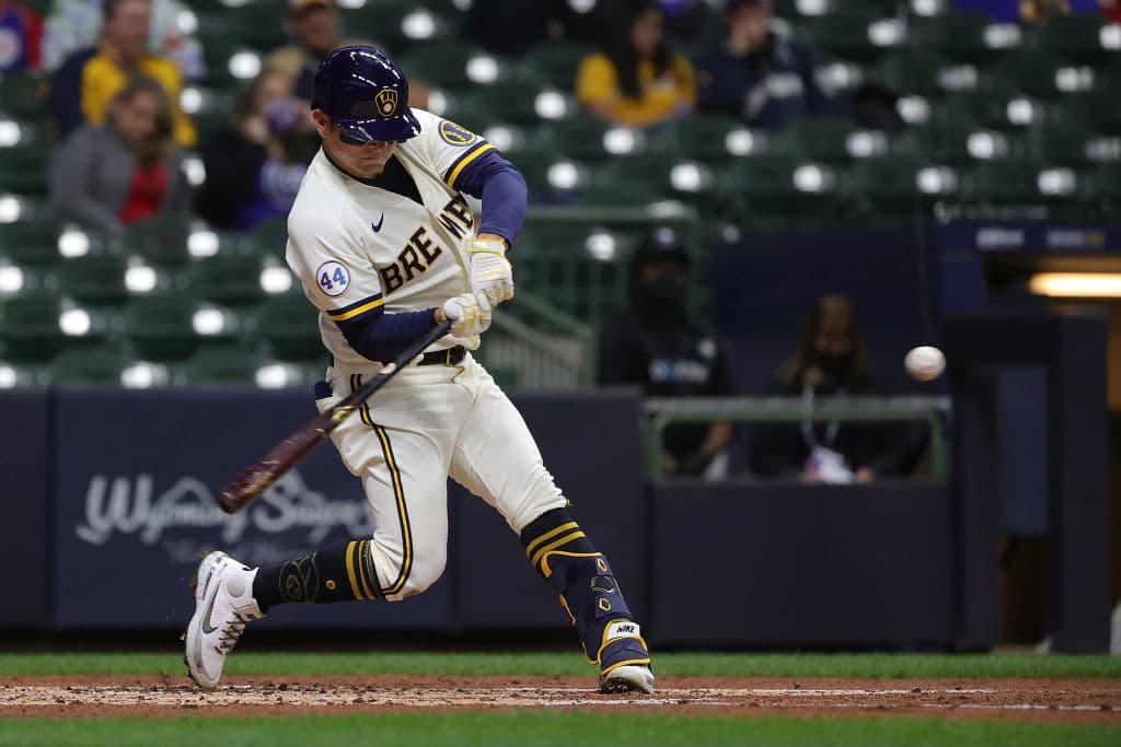 Luis Urías pega home run el mismo día que su hermano