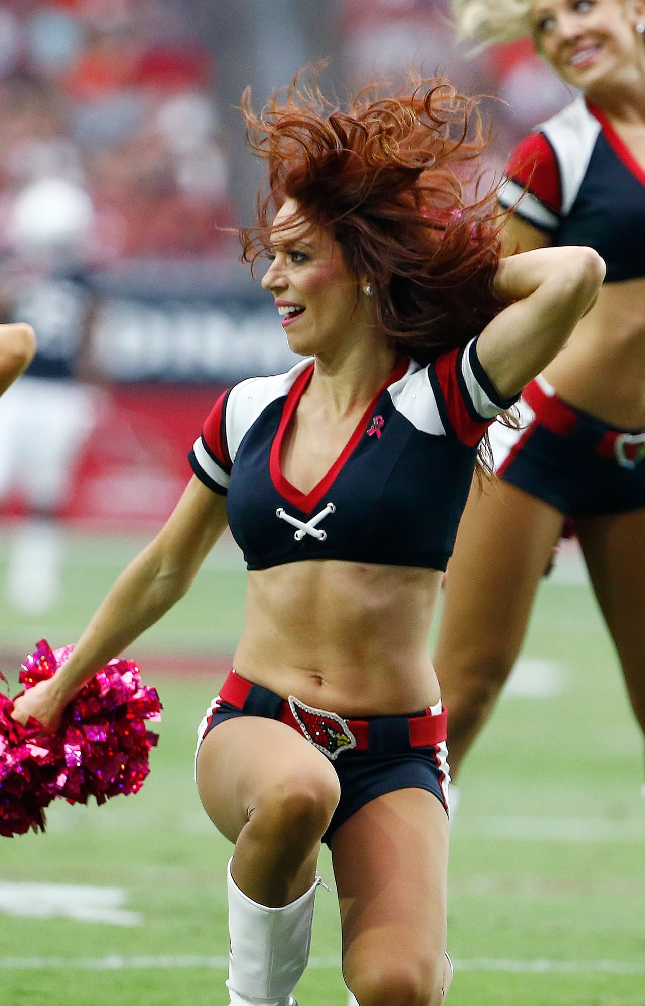 Son hermosas, tienen energía y sus bailes le dan alegría al ambiente en los estadios de la NFL: sin duda, las porristas tienen un papel muy especial para el espectáculo del fútbol americano.