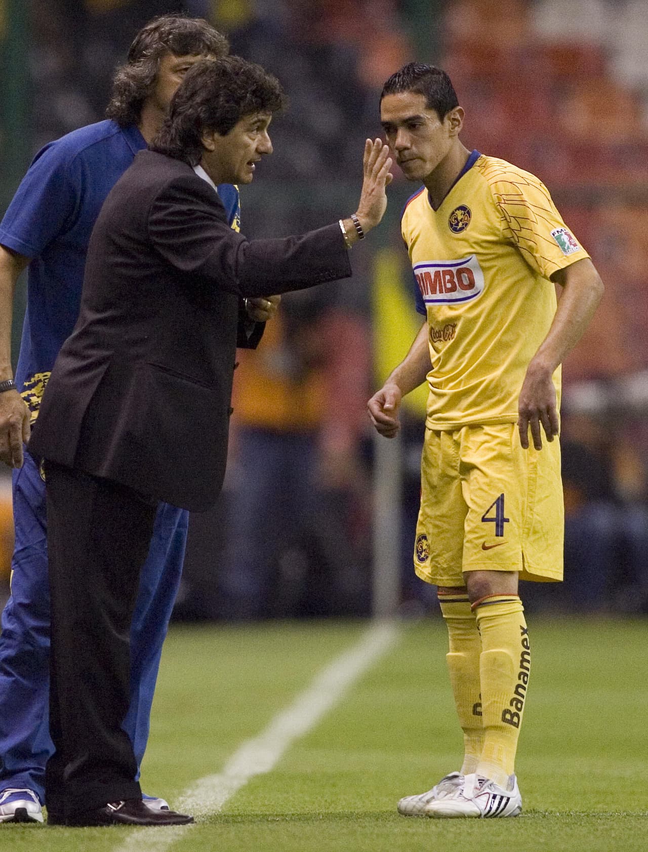 Tras la destitución de Brailovsky, Rubén Omar Romano recibió el equipo pero tuvo un bajo desempeño con 13 derrotas en 17 partidos en 2008.