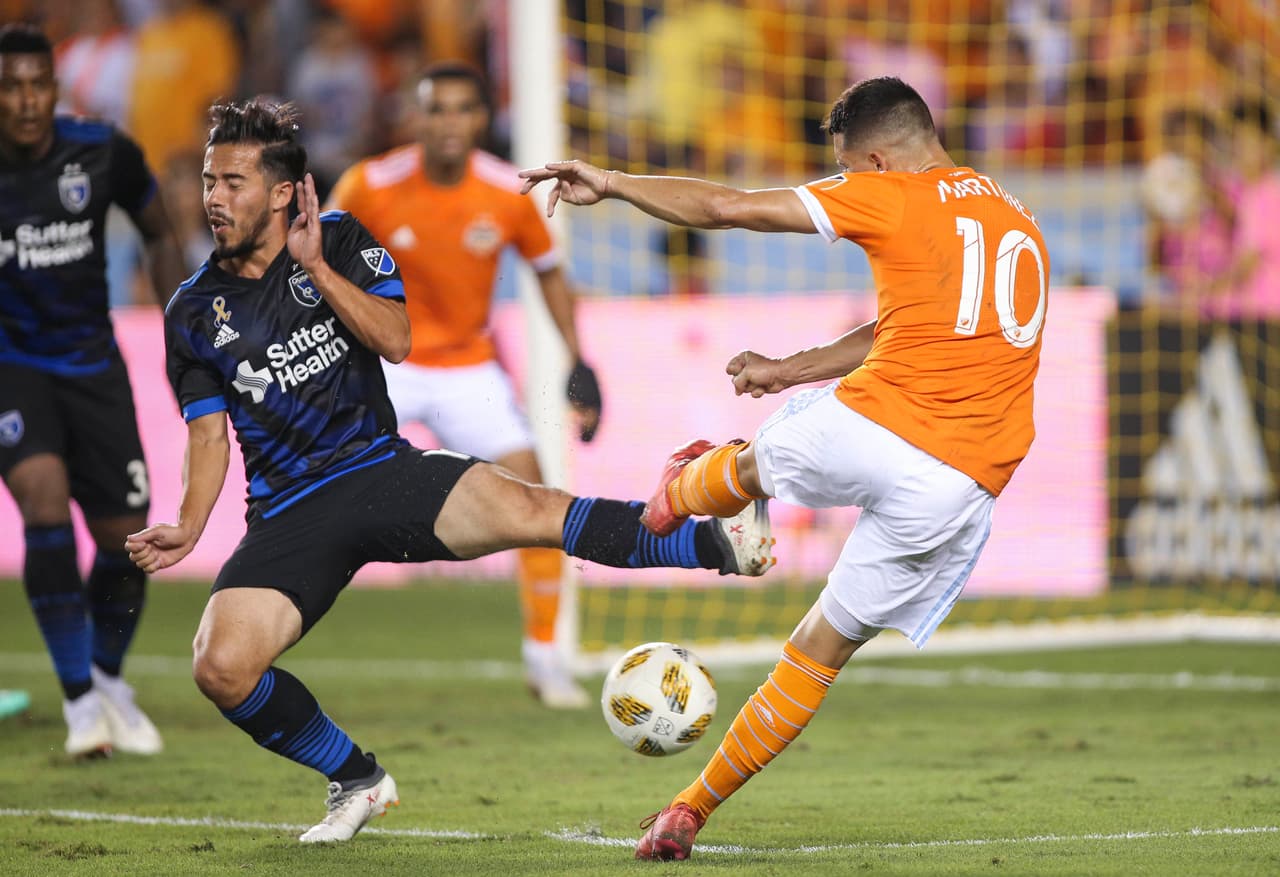 Tomás Martínez fue figura y Mauro Manotas rompió récord del ‘Cubo’ Torres en remontada de Houston