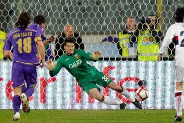 Fiorentina le ganó 3-0 al Genoa y se acercó a los puesto que dan pase a las ligas de Europa.