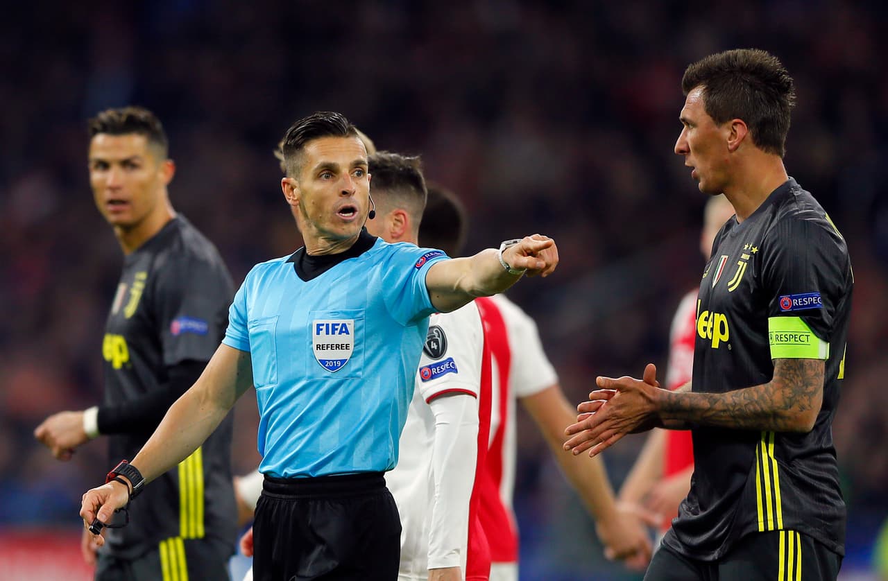 Carlos del Cerro Grande | España | Desde 2013 ha participado en cotejos de Champions y Europa League.