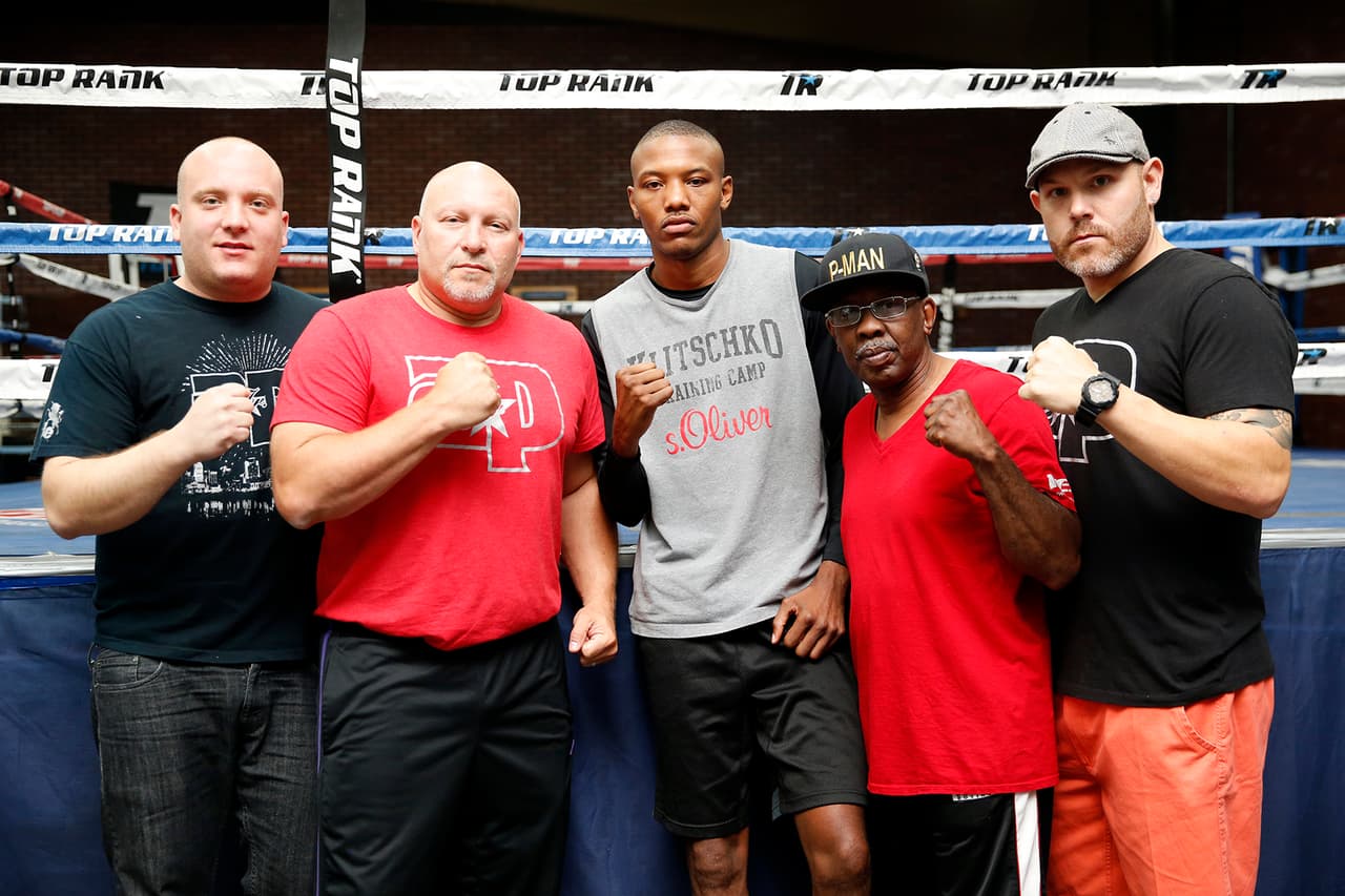 Oscar Valdez, Chria Avalos, Aaron Prior y Jesse Hart enseñaron sus armas y demostraron que están listos para sus combates del próximo 11 de septiembre.