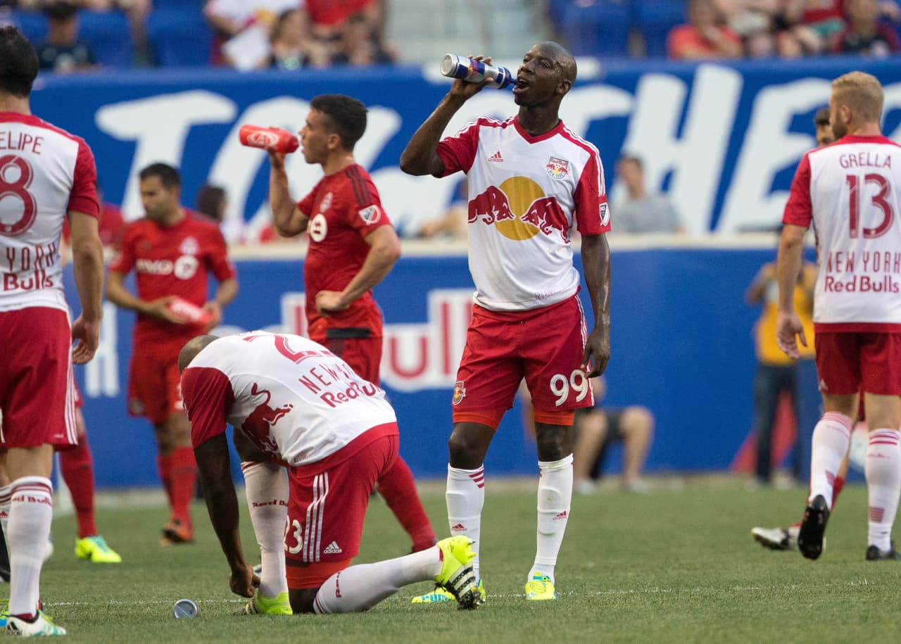 New York Red Bulls supera sin problemas a Toronto FC por 3-0 y sigue marcando récords