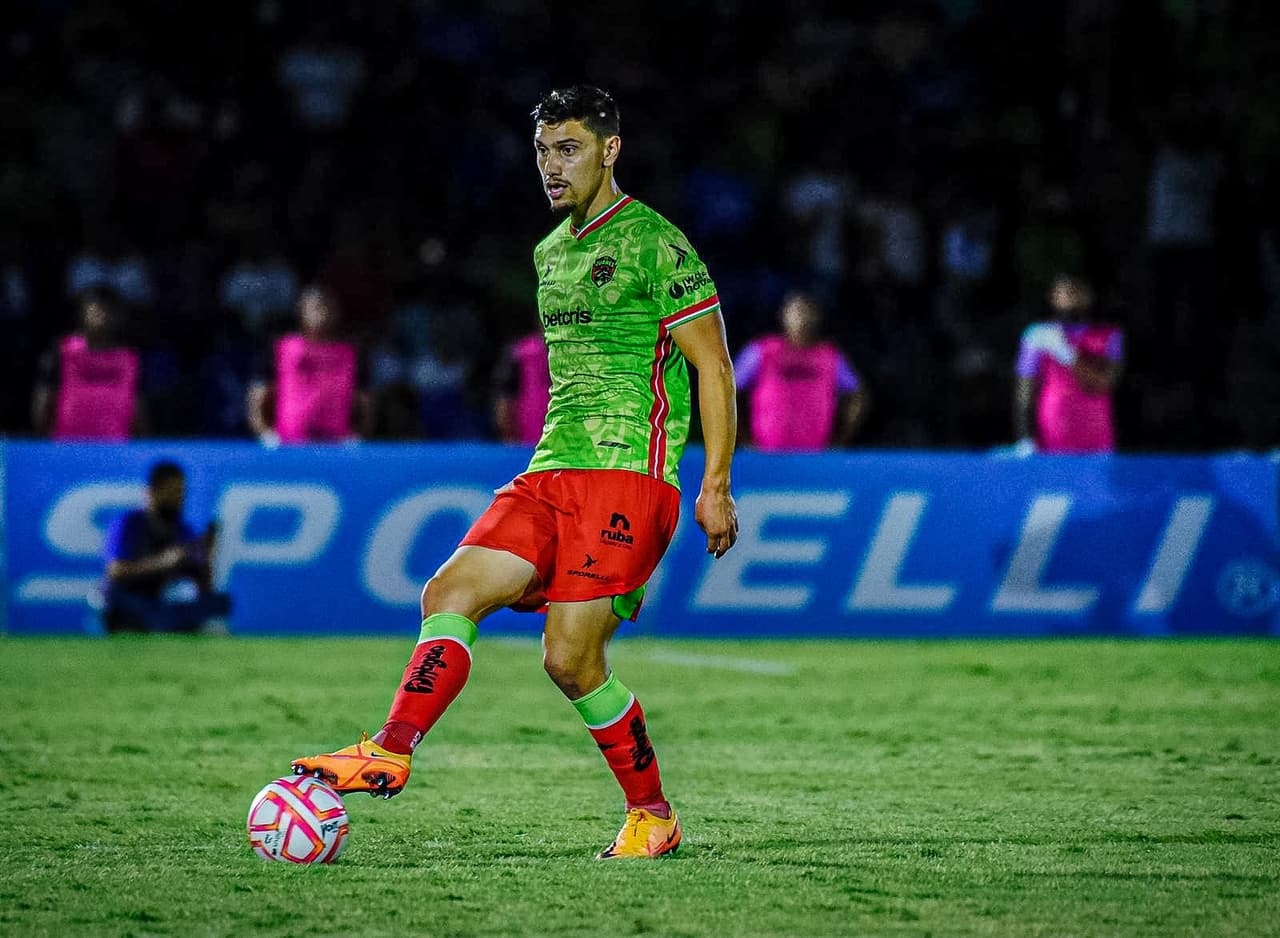 Emiliano Velázquez de FC Juárez fue intervenido con éxito