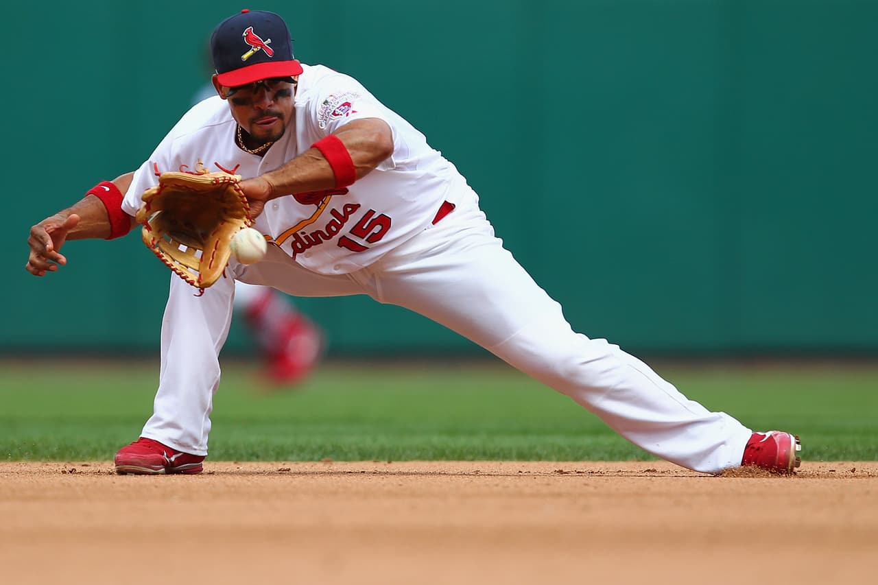 El dominicano Rafael Furcal, quien llegó a ganar el premio al Novato del Año en la Liga Nacional, pondrá fin a su carrera luego de 14 temporadas en las Grandes Ligas.