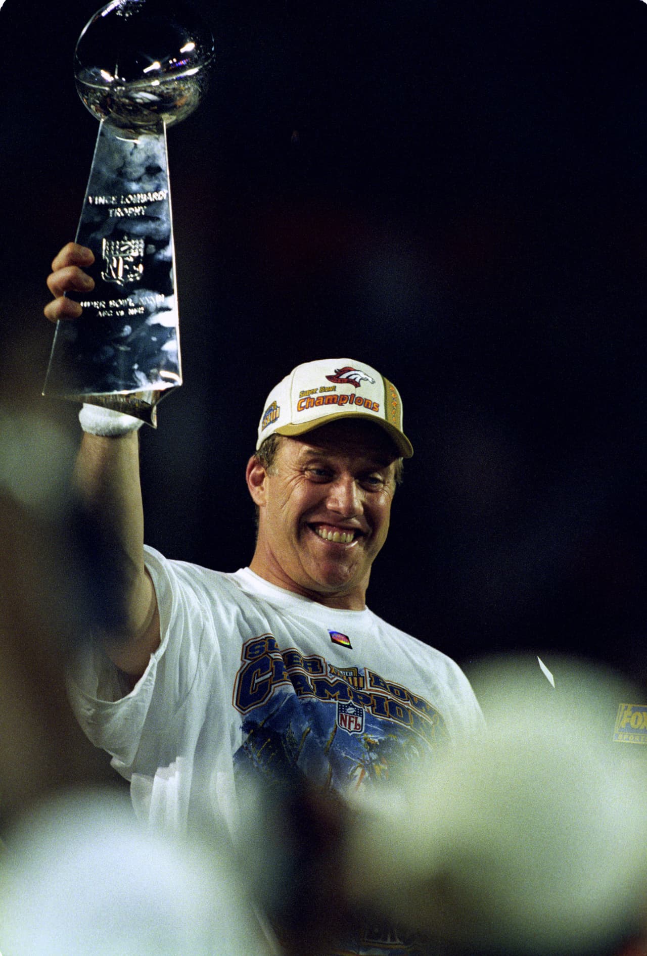 John Elway tuvo el adiós soñado a una carrera como deportista. Se despidió como campeón, su segundo título consecutivo y fue nombrado MVP.